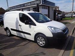 White Used 2015 Peugeot Partner S MPV | £4,395 (Fair price)