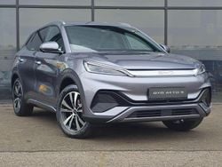 Climbing grey New 2025 BYD Atto 3 Comfort SUV | £36,190 (Fair price)