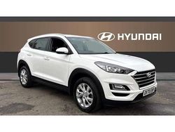 White Used 2020 Hyundai Tucson SE SUV | £13,335 (Good price)