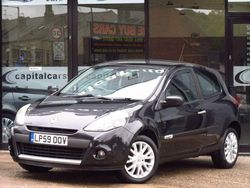 Black Used 2010 Renault Clio II Dynamique Hatchback | £1,589 (Fair price)