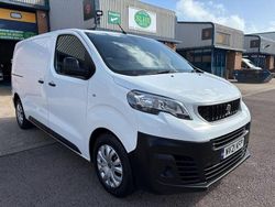 White Used 2021 Peugeot Expert S Van | £10,650 (Fair price)
