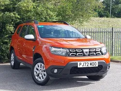 Orange Used 2022 Dacia Duster Comfort SUV | £13,998 (Fair price)
