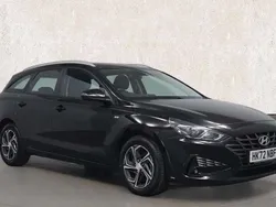 Black Used 2022 Hyundai i30 SE Estate | £15,781 (Fair price)