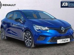 Blue Used 2023 Renault Clio V Evolution Hatchback | £14,495 (Fair price)