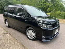 Black Used 2015 Toyota Voxy MPV | £9,990 (Super price)