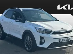 White Used 2017 Kia Stonic First Edition SUV | £11,022 (Fair price)