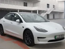 White Used 2021 Tesla Model 3 Standard Range Sedan | £11,500 (Super price)