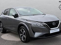 Grey Used 2022 Nissan Qashqai N-Connecta SUV | £17,096 (Fair price)