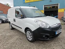 White Used 2019 Vauxhall Combo MPV | £6,475 (Expensive)