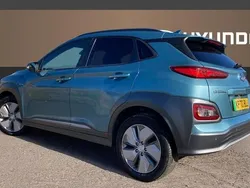 Blue Used 2020 Hyundai Kona Premium SUV | £11,039 (Fair price)