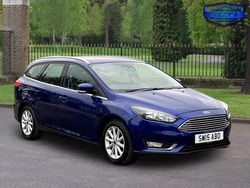 Blue Used 2015 Ford Focus Titanium Estate | £4,495 (Fair price)