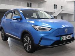 Blue Used 2023 MG ZS SE Hatchback | £14,990 (Fair price)