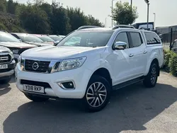 White Used 2018 Nissan Navara Tekna Pickup | £13,990 (Fair price)