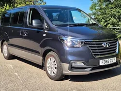 Blue Used 2019 Hyundai I800 SE MPV | £17,495 (Fair price)