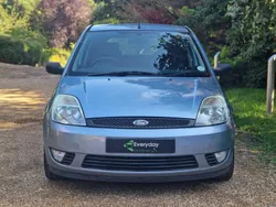 Blue Used 2005 Ford Fiesta Zetec Hatchback | £799 (Super price)
