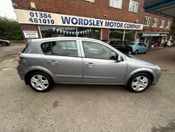 Metallic silver Used 2010 Vauxhall Astra Active Hatchback | £1,999 (Good price)