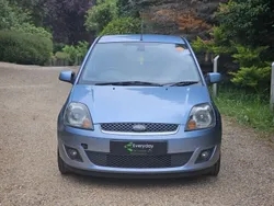Blue Used 2006 Ford Fiesta Ghia Hatchback | £599 (Super price)