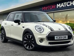 White Used 2019 Mini Cooper Exclusive Hatchback | £11,900 (A bit pricey)