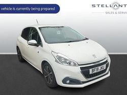 Used 2019 Peugeot 208 Hatchback | £7,817 (Fair price)
