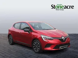 Red Used 2023 Renault Clio V Evolution Hatchback | £13,500 (Fair price)