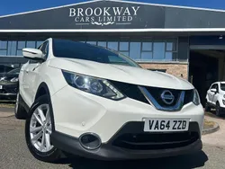White Used 2015 Nissan Qashqai Acenta+ SUV | £5,990 (Fair price)