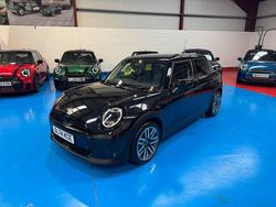 Black Used 2024 Mini Cooper Classic Hatchback | £20,750 (Fair price)