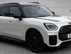 White Used 2025 Mini Countryman SUV | £36,750 (Expensive)