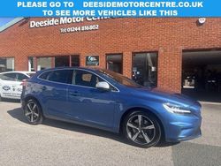 Blue Used 2018 Volvo V40 R-Design Estate | £12,495 (Expensive)