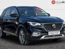 Metallic black pearl Used 2022 MG HS Excite SUV | £13,500 (Fair price)