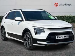 White Used 2022 Kia Niro 3 SUV | £19,895 (Fair price)