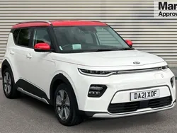 White Used 2021 Kia Soul EV First Edition SUV | £15,574 (Fair price)
