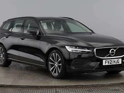 Black Used 2021 Volvo V60 Momentum Estate | £21,950 (Fair price)