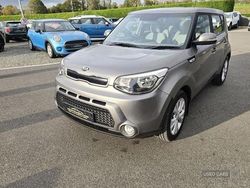 Silver Used 2016 Kia Soul SUV | £8,950 (A bit pricey)