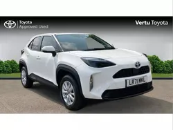 White Used 2021 Toyota Yaris Cross SUV | £18,316 (Fair price)