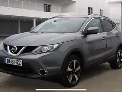 Grey Used 2016 Nissan Qashqai N-Connecta SUV | £8,595 (Good price)