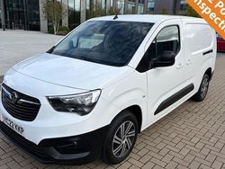 White Used 2022 Vauxhall Combo S MPV | £11,290 (Fair price)