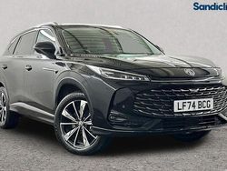Metallic black pearl Used 2024 MG HS Trophy SUV | £20,643 (A bit pricey)