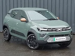Metallic khaki New 2025 Dacia Spring Extreme Hatchback | £13,998 (Fair price)
