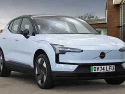 New 2025 Volvo EX30 Plus SUV | £32,300 (Super price)