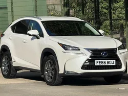 White Used 2016 Lexus NX300h Luxury Line SUV | £16,890 (Fair price)