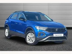 Ravenna blue Used 2022 VW T-Roc Life SUV | £18,199 (Fair price)