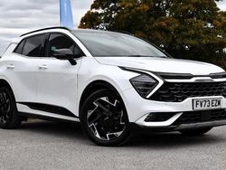 White Used 2023 Kia Sportage 4 SUV | £28,827 (Fair price)