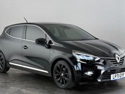 Black Used 2021 Renault Clio V Version S Hatchback | £14,200 (Fair price)