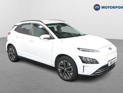 White Used 2022 Hyundai Kona Premium SUV | £15,449 (Fair price)