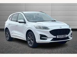 Frozen white Used 2021 Ford Kuga ST-Line SUV | £21,995 (Fair price)