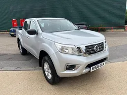 Silver Used 2019 Nissan Navara Acenta Pickup | £11,490 (Fair price)