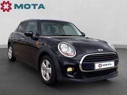 Black Used 2016 Mini Cooper D Hatch Hatchback | £8,395 (Fair price)