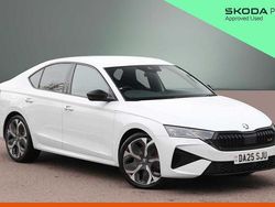 Moon white metallic Used 2025 Skoda Octavia vRS Hatchback | £32,500 (Expensive)