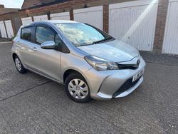 Silver Used 2016 Toyota Yaris Hatchback | £7,500 (Super price)