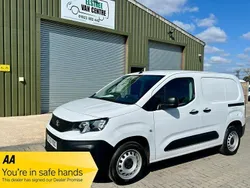 White Used 2023 Peugeot Partner Premium MPV | £9,990 (Good price)